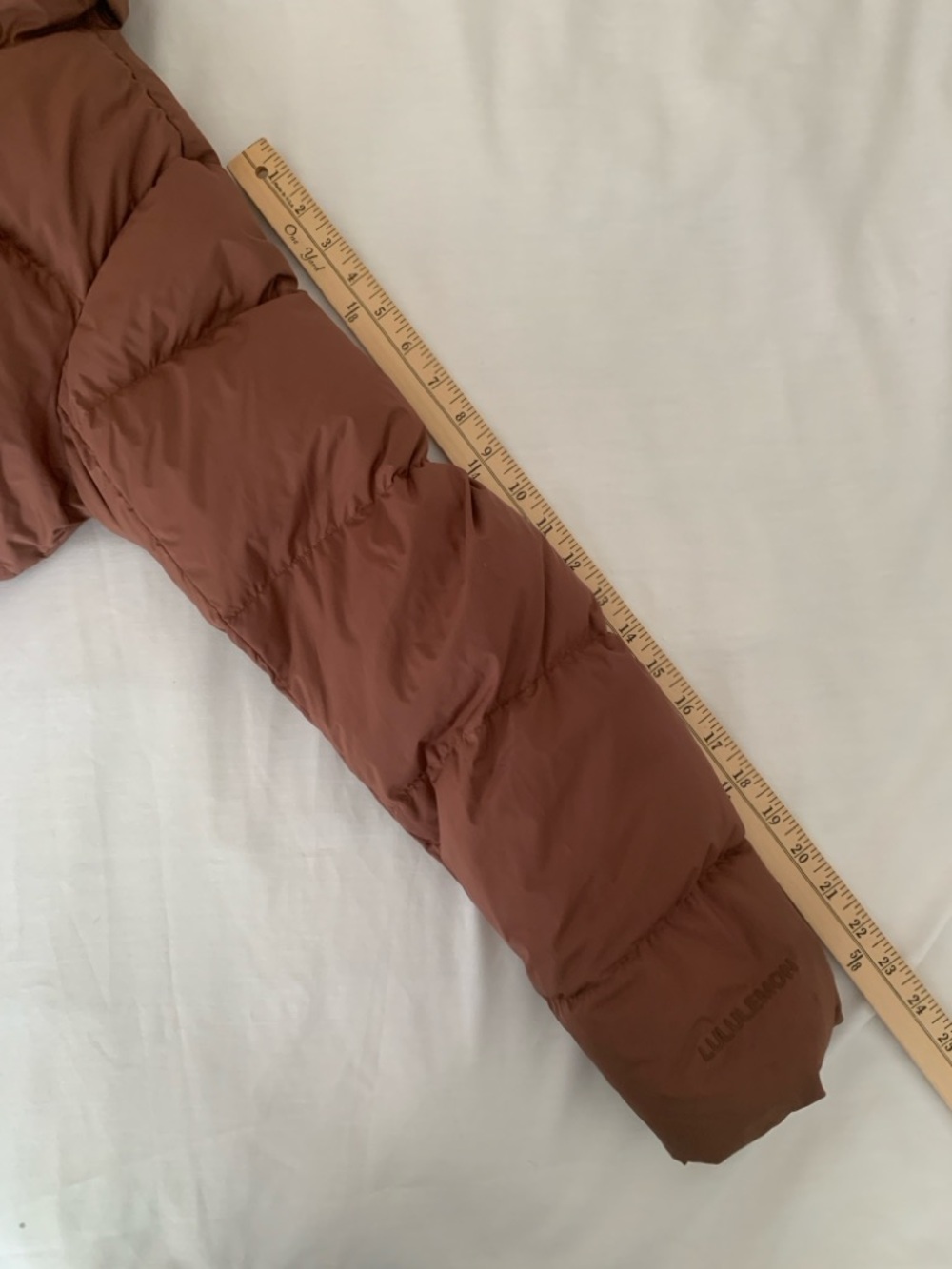 Lululemon Wunder Puff Super-Cropped Jacket - Roasted Brown - Size 6 - Picture 13 of 16